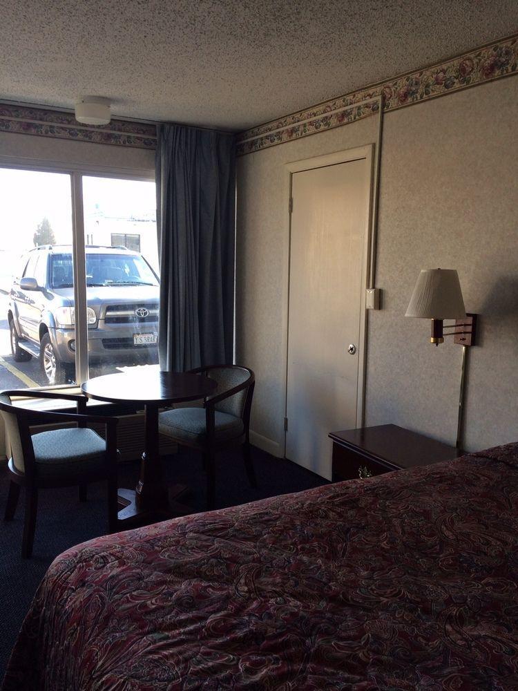 All Day Inn Sandston Extérieur photo