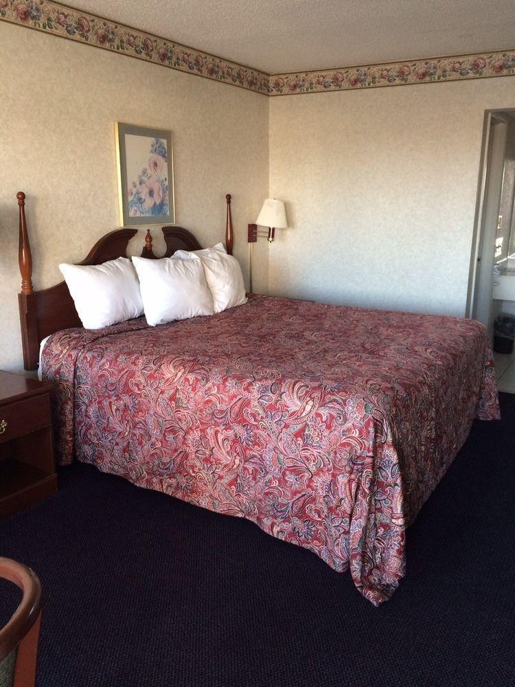 All Day Inn Sandston Extérieur photo