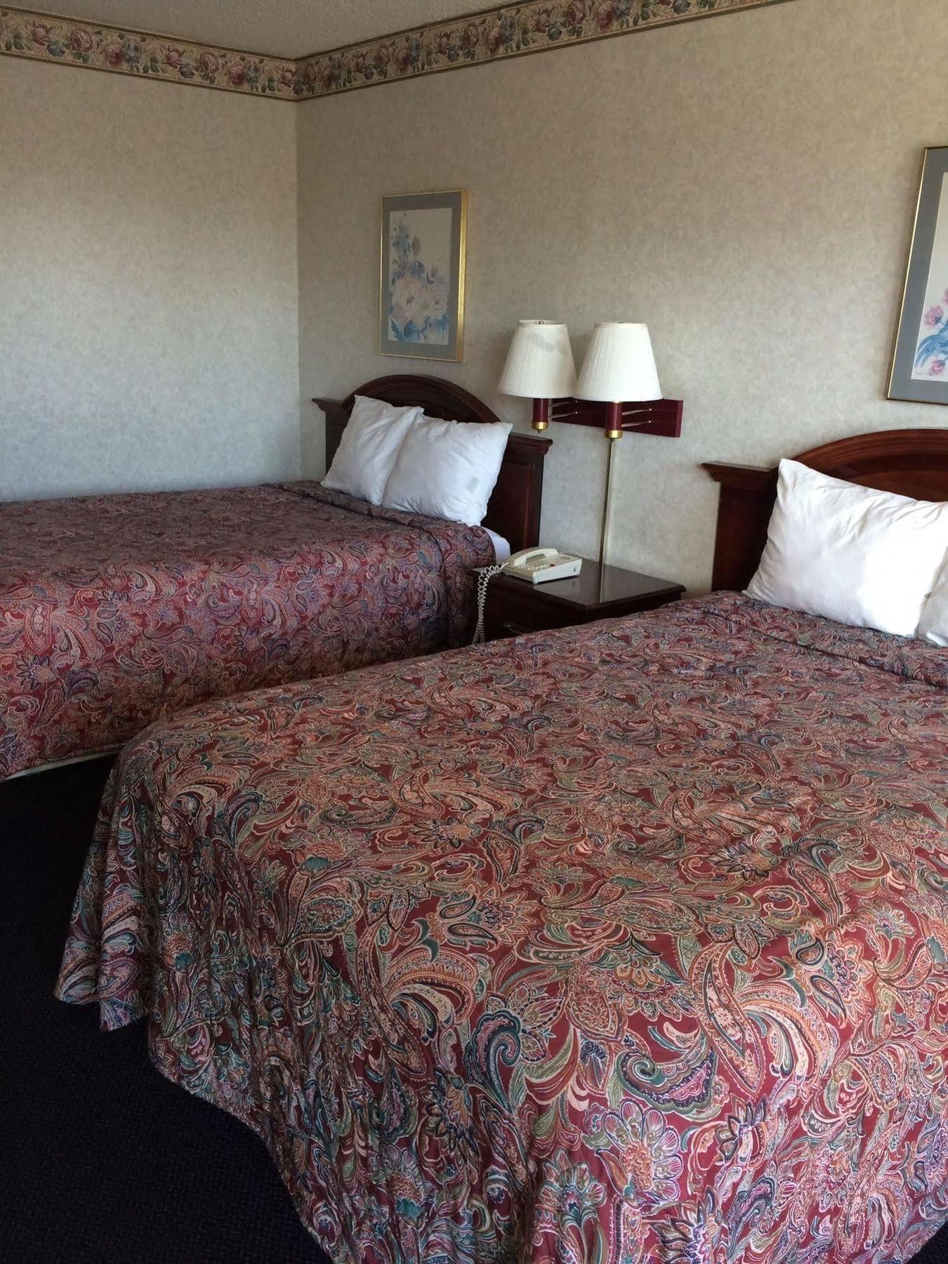 All Day Inn Sandston Extérieur photo
